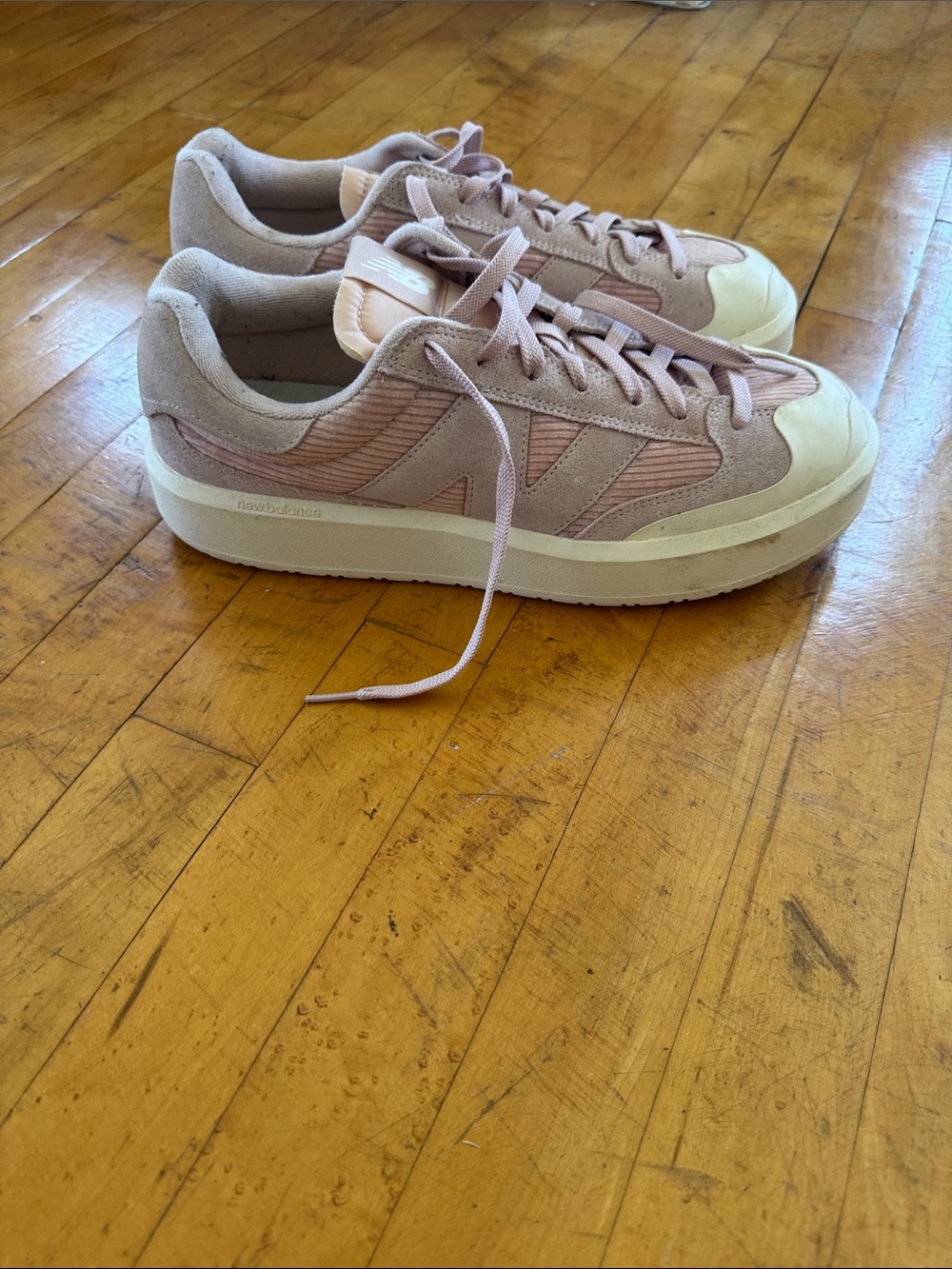 New Balance Low-Top Sneakers in Blush Pink and Cream